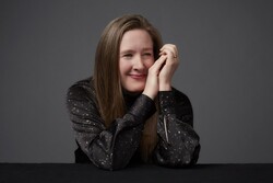 sarah ruhl headshot